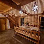 Bacmanska Z Pieknym Widokiem Przy Szlaku Jacuzzi Beskidy Casa de Férias