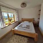 Casa de Férias Bacmanska Z Pieknym Widokiem Przy Szlaku Jacuzzi Beskidy Zlatna