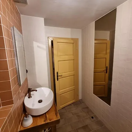 Дом отдыха Bacmanska Z Pieknym Widokiem Przy Szlaku Jacuzzi Beskidy *