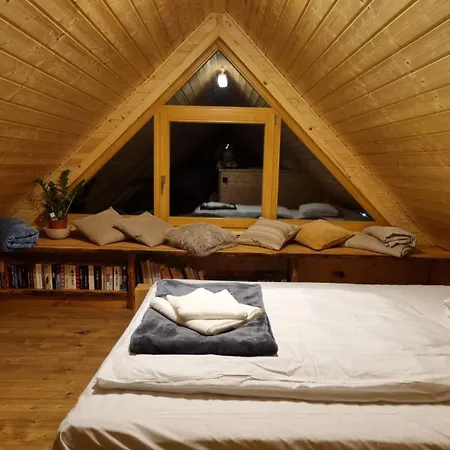 Дом отдыха Bacmanska Z Pieknym Widokiem Przy Szlaku Jacuzzi Beskidy Zlatna