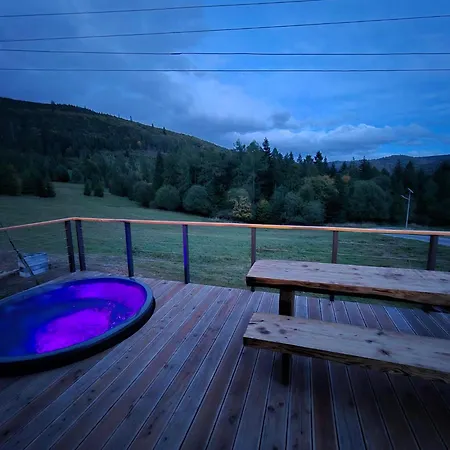 Bacmanska Z Pieknym Widokiem Przy Szlaku Jacuzzi Beskidy * Zlatna