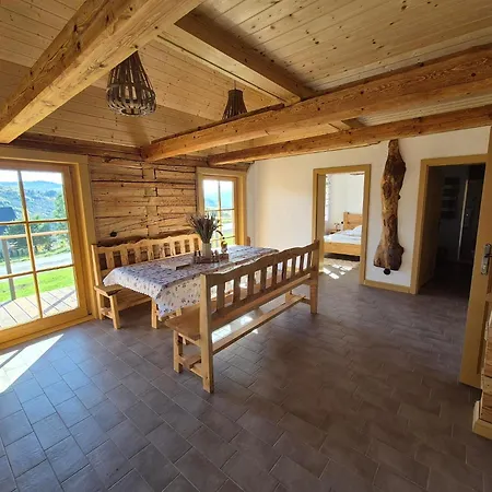 Bacmanska Z Pieknym Widokiem Przy Szlaku Jacuzzi Beskidy *