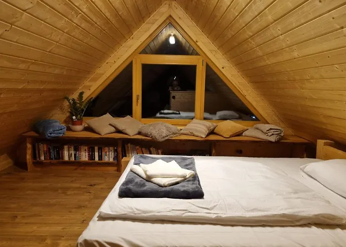 Prázdninový dům Bacmanska Z Pieknym Widokiem Przy Szlaku Jacuzzi Beskidy Zlatna