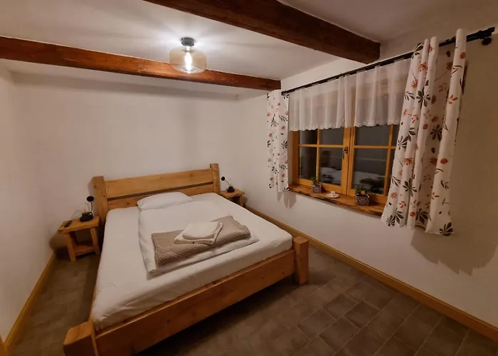 Bacmanska Z Pieknym Widokiem Przy Szlaku Jacuzzi Beskidy Prázdninový dům