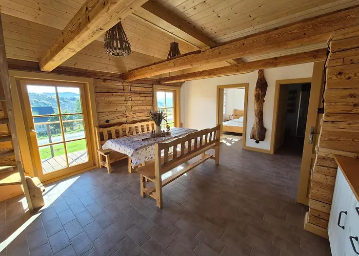 Bacmanska Z Pieknym Widokiem Przy Szlaku Jacuzzi Beskidy *