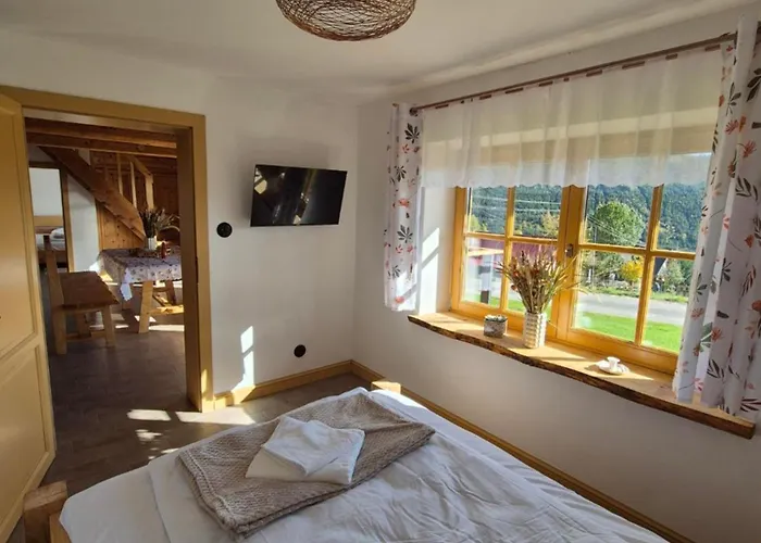 Prázdninový dům Bacmanska Z Pieknym Widokiem Przy Szlaku Jacuzzi Beskidy Zlatna