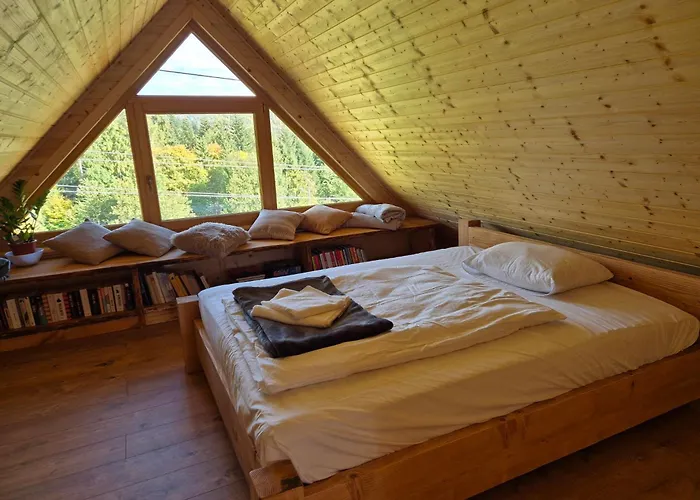 Prázdninový dům Bacmanska Z Pieknym Widokiem Przy Szlaku Jacuzzi Beskidy Zlatna